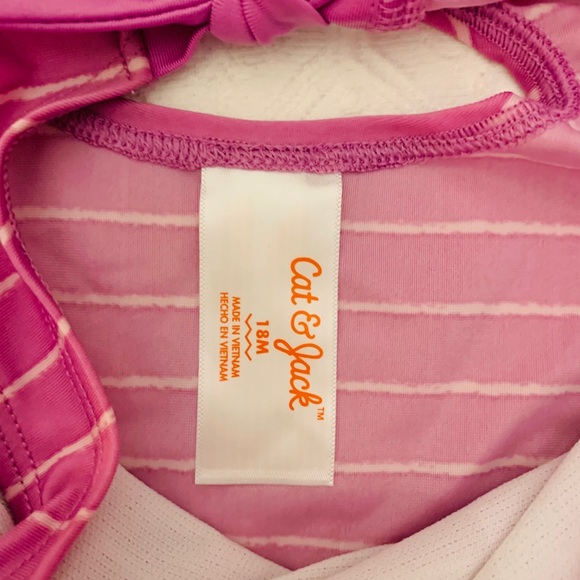 2 swimsuits 18m and 18-24m - Picture 4 of 7